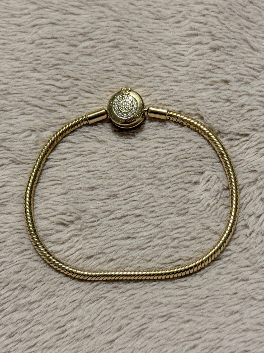 Pandora Moments Sparkling Crown O Snake Chain Bracelet